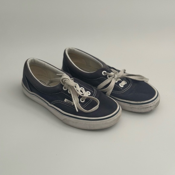 Vans Shoes - Vans Era Shoe in Blue Size 5.5